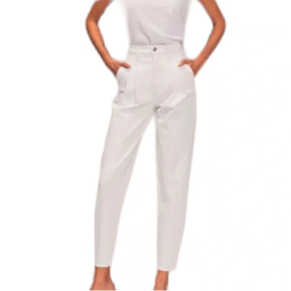 Abercrombie & Fitch Women's High Rise White Jeans